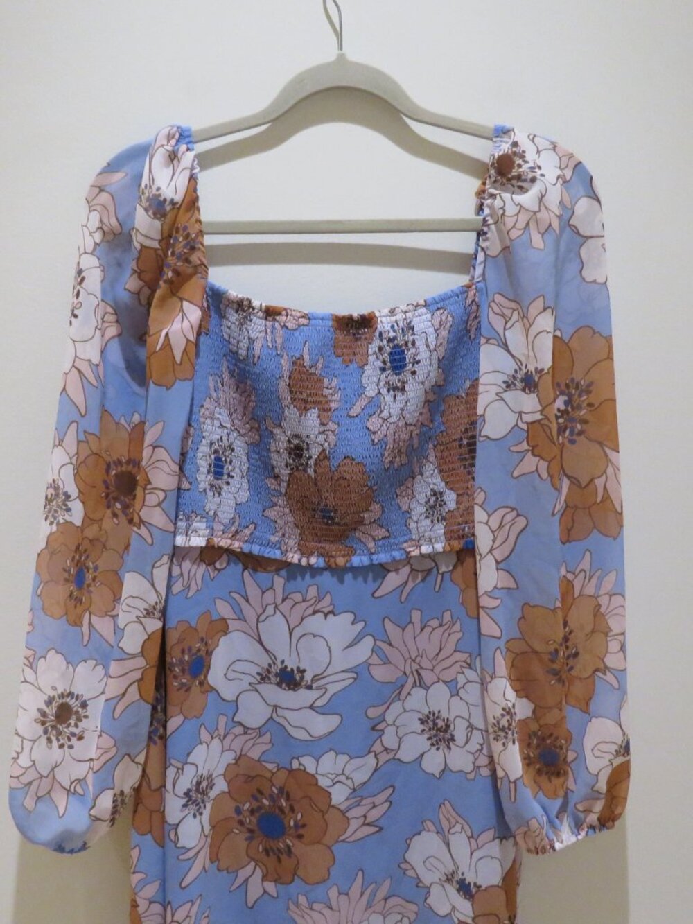 ARITZIA WILFRED Villa Smocked Dress in Soft Iris Poetic Floral Romantic US 6 - Picture 4 of 14
